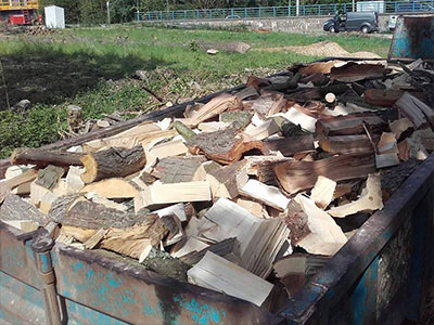 containeur de bois coupé à Floreffe